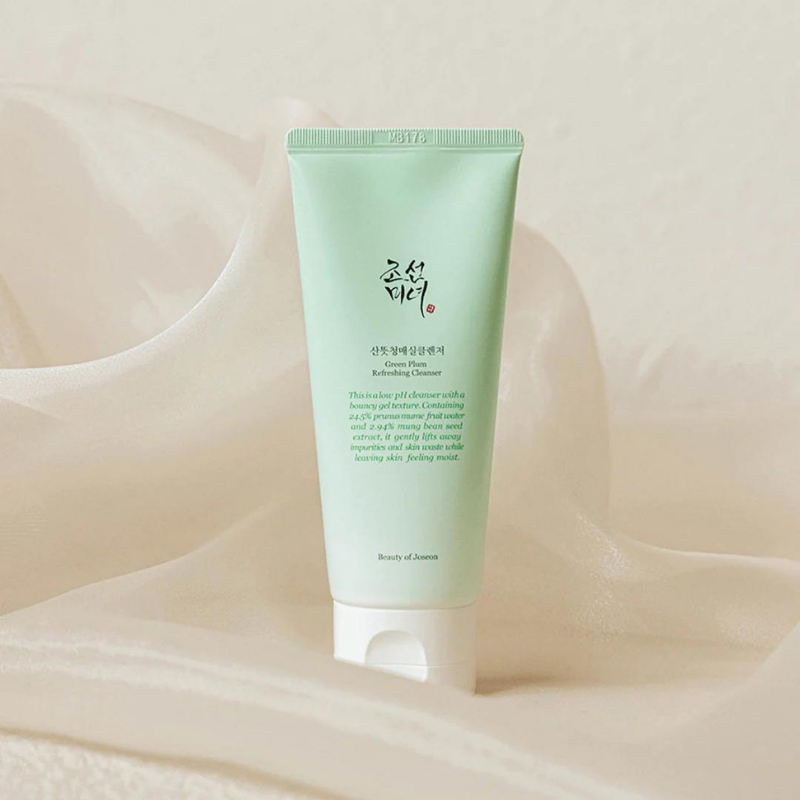Green Plum Refreshing Cleanser – BEAUTY OF JOSEON | Limpiador Facial Suave con Ciruela Verde para Piel Limpia y Equilibrada